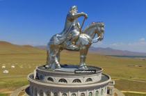 40- метровая статуя Чингисхана